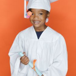 Snap Yourself - Minneapolis - Graduation photo from Way to Grow!