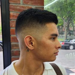 Gentlemen's Barbershop