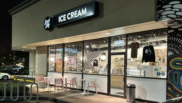 Cloud City Ice Cream by null