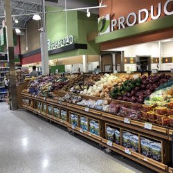 Publix - Clean in an area where most other stores are not