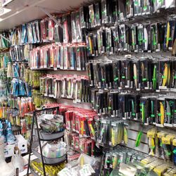 Duffy's Bait & Tackle - Got plugs