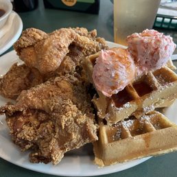 Chicken & Waffles Chicken & Waffles
