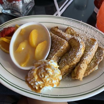 Flavor Table - Peach cobbler French toast - Cajun/Creole Near Me - Los Angeles, California Flavor Table - Peach cobbler French toast - Cajun/Creole Near Me - Los Angeles, California