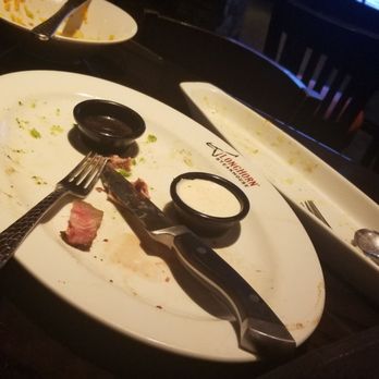 LongHorn Steakhouse - Dirty salad dish just sat there. - Steakhouses Near Me - Easton, Pennsylvania LongHorn Steakhouse - Dirty salad dish just sat there. - Steakhouses Near Me - Easton, Pennsylvania