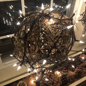 Christmas Farm Inn Restaurant - Pubs Near Me - Jackson, New Hampshire