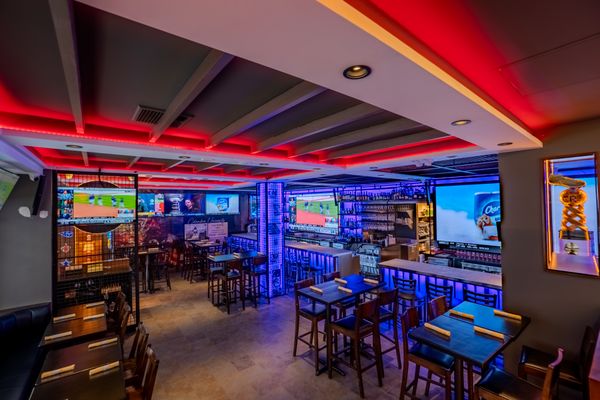 The U bar and grill by null