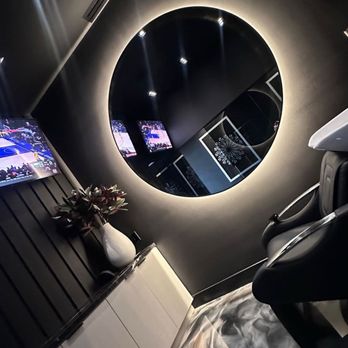 Stayblessed Studios - Hair wash room (2 recline massage seats, 2 mounted tv's). Amazing space for the kings. - Barbers Near Me - Schererville, Indiana