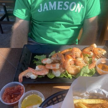 Beach Front Grille - Peel n eat shrimp with seasoning - American Near Me - Flagler Beach, Florida