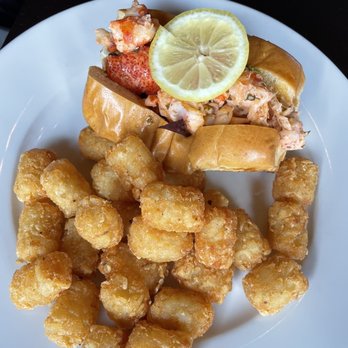 The Lagoon - Hot lobster boat - really good! - Gluten-Free Near Me - Lake George, New York The Lagoon - Hot lobster boat - really good! - Gluten-Free Near Me - Lake George, New York