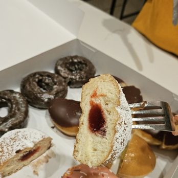 Krispy Kreme - Donuts Near Me - San Dimas, California