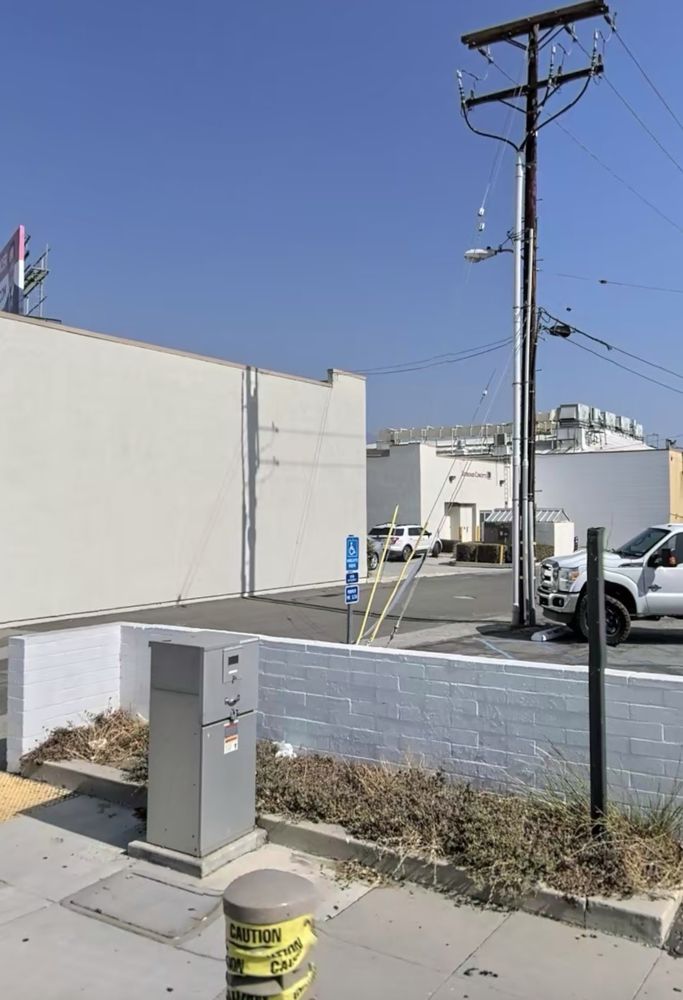 VISTA PAINT Updated August 2024 12 Photos 30 S Rosemead Blvd