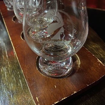 Bootlegger Cocktail Bar & Cuisine - Cocktail Bars Near Me - Montreal, Quebec