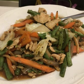 To Thai For - Thai basil w chicken - Thai Near Me - Honolulu, Hawaii To Thai For - Thai basil w chicken - Thai Near Me - Honolulu, Hawaii