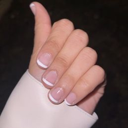 French Manicure. French Manicure.