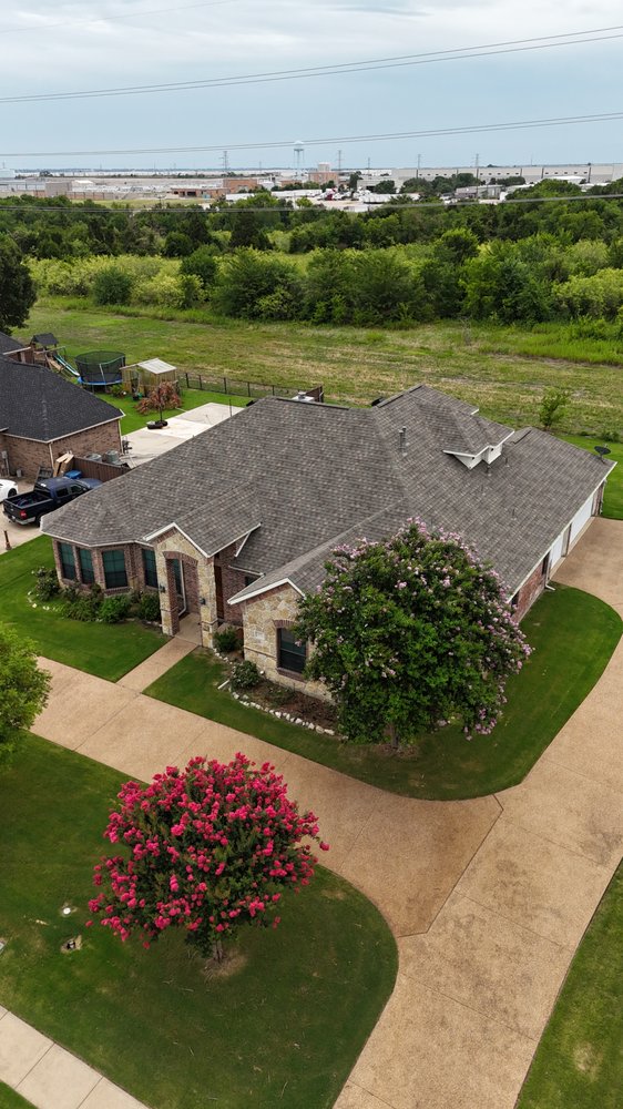 Slide of Onyx Storm Roofing