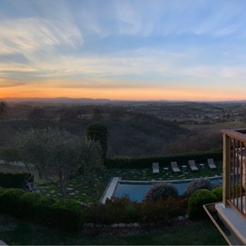 High Ridge Manor - Bed & Breakfast Near Me - Paso Robles, California