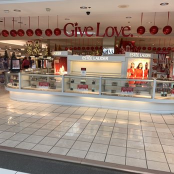 Macy's - Inside - Department Stores Near Me - Fort Wayne, Indiana
