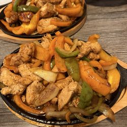 Lalo's Mexican Food - Chicken Fajitas