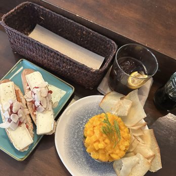 Tosca - Montaditos and tuna tartar - Spanish Near Me - Barcelona, B Tosca - Montaditos and tuna tartar - Spanish Near Me - Barcelona, B