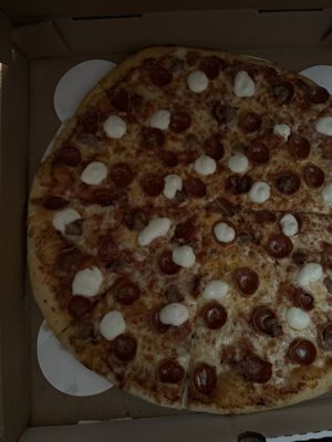 Hometeam Pizza by null