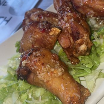 Bone & Broth - Fried chicken wings - Vietnamese Near Me - Ontario, California Bone & Broth - Fried chicken wings - Vietnamese Near Me - Ontario, California