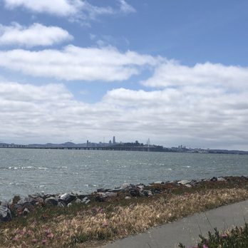 Safe Harbor Ballena Isle - Walking path at Ballena Isle. View of San Francisco. - Boating Near Me - Alameda, California Safe Harbor Ballena Isle - Walking path at Ballena Isle. View of San Francisco. - Boating Near Me - Alameda, California