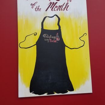 Painting with a Twist - Art Classes Near Me - Ferndale, Michigan Painting with a Twist - Art Classes Near Me - Ferndale, Michigan