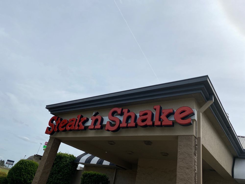 STEAK ’N SHAKE Updated June 2024 29 Photos & 71 Reviews 4429 Old Union Rd, Tifton,