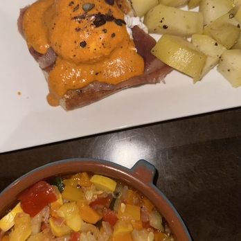 Segovia Wine Bar - Spanish Benedict and Pisto - Tapas Bars Near Me - Waco, Texas