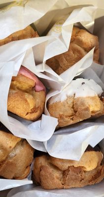 Beard Papa's by null