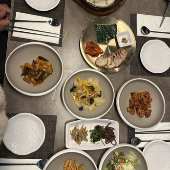 Jinjee - Korean Near Me - Edgewater, New Jersey