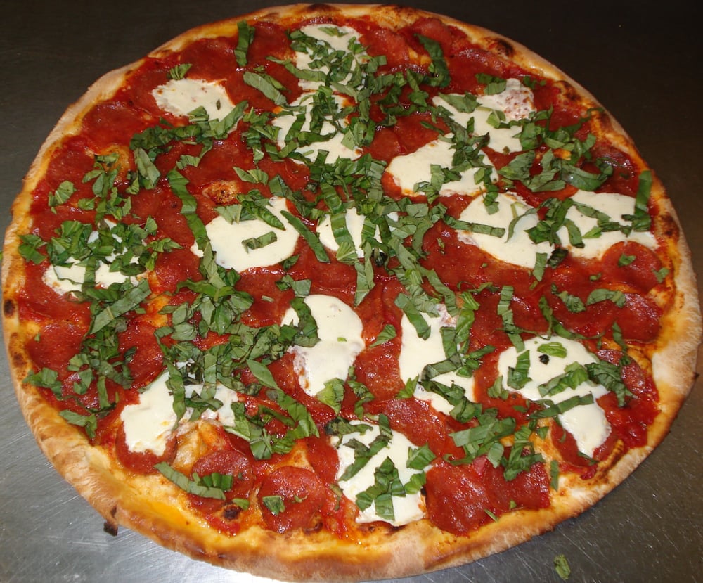 Food from D'Allesandro's Pizza
