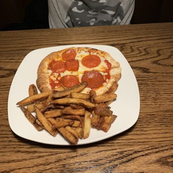 Stanley's Tavern - Kid's pizza - American Near Me - Wilmington, Delaware Stanley's Tavern - Kid's pizza - American Near Me - Wilmington, Delaware