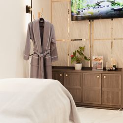Nyah Nail Boutique - NYAH NAIL BOUTIQUE