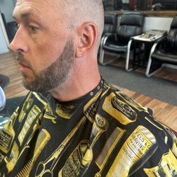Valley Barber Shop - Beard edge ups