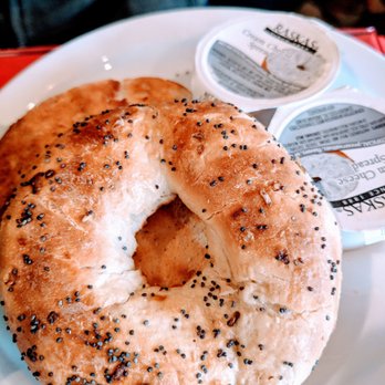 Mo's Egg House - Onion bagel with lox plate - Breakfast & Brunch Near Me - Temecula, California