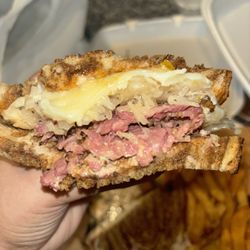 Cypress Trail Hideout - Smoked Pastrami Reuben
