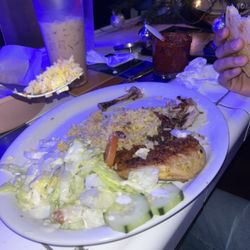 El Paraiso Salvadoreno - Pollo a la plancha