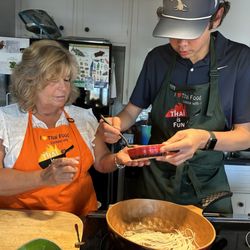 Thai Is Fun - Aunty & Nephew Cooking fun