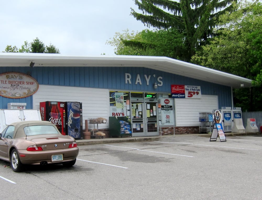 RAY’S MARKET Updated October 2024 110 West St, Biddeford, Maine