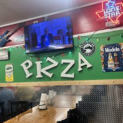Pizza Classics - Trying their cauliflower pepperoni pizza