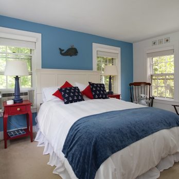 The Bursley Manor - Bed & Breakfast Near Me - West Barnstable, Massachusetts