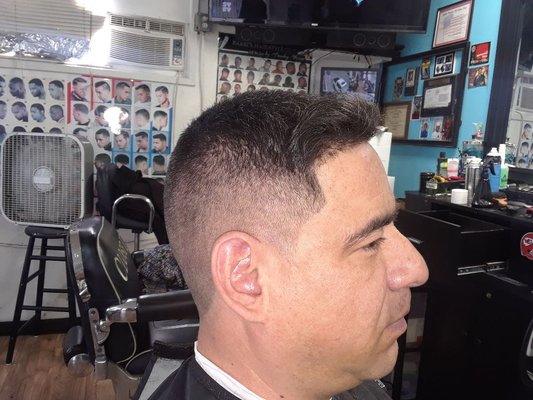 Close up Kuts by null