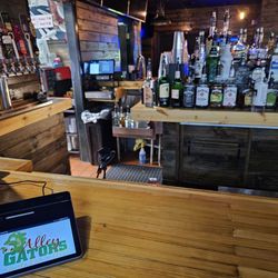 Royal Lanes - Family Entertainment Center - Alligators bar and snack bar