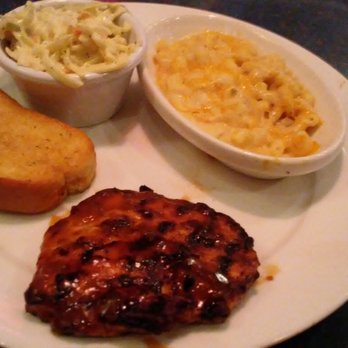 Smokey Bones Greensburg - BBQ chicken, Cole slaw, Mac n cheese and Texas toast - very good - Barbeque Near Me - Greensburg, Pennsylvania Smokey Bones Greensburg - BBQ chicken, Cole slaw, Mac n cheese and Texas toast - very good - Barbeque Near Me - Greensburg, Pennsylvania