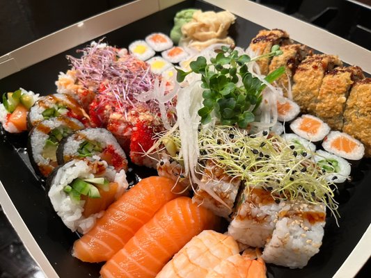 Sushi Club - The Hidden Place SUSHI CLUB - THE HIDDEN PLACE - Updated October 2024 - Meißner Str