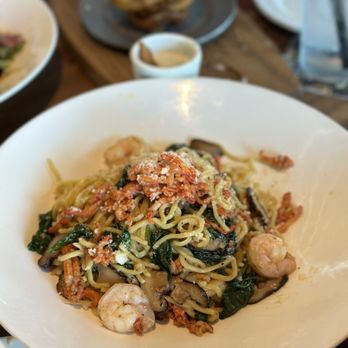 Yard House - Lobster Garlic Noodles - New American Near Me - San Jose, California Yard House - Lobster Garlic Noodles - New American Near Me - San Jose, California