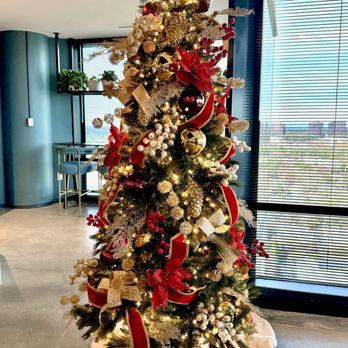 Seasonal Interiors - Holiday Decorating Services Near Me Seasonal Interiors - Holiday Decorating Services Near Me