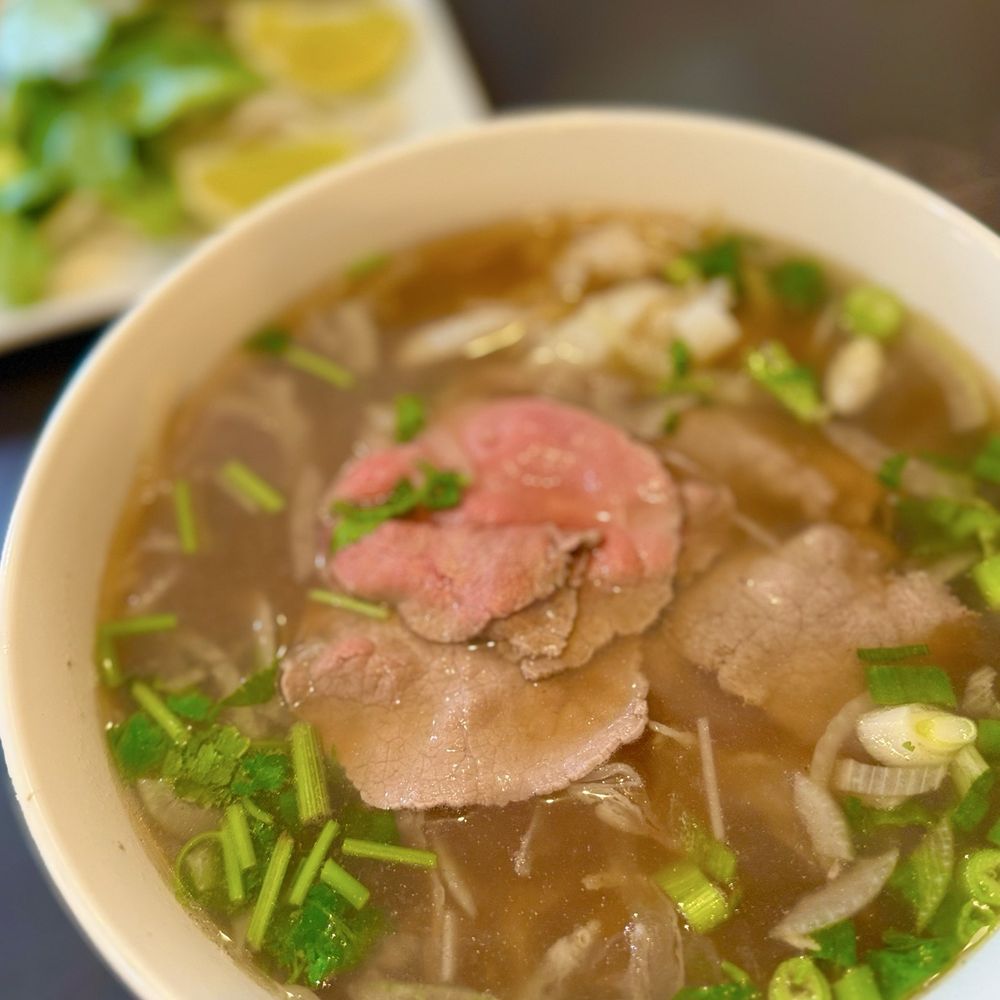 Pho Hong Phat - Pho beef combo - Vietnamese Near Me - Long Beach, California Pho Hong Phat - Pho beef combo - Vietnamese Near Me - Long Beach, California
