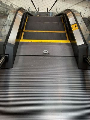 Fair Oaks Mall by null